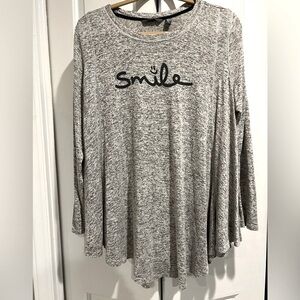 Anybody🩶SMILE😊 Soft ! Long Sleeve, Oversized, Gray Shirt w Full Bodice